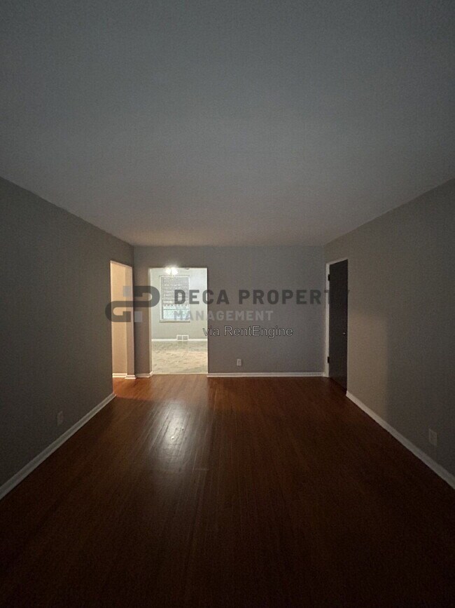 Foto del edificio - 3955 Jamieson Ave