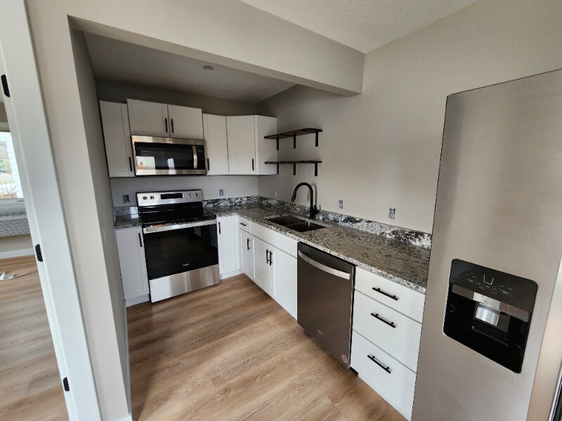 Primary Photo - 515 6th St NW