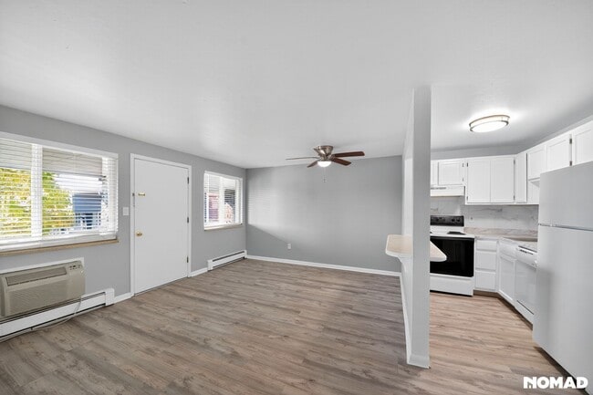 Foto del edificio - 1865 Fenton St