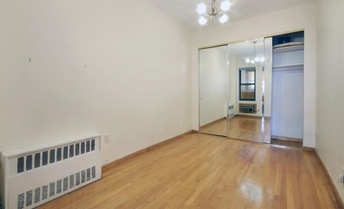 Building Photo - 544 E 87th St