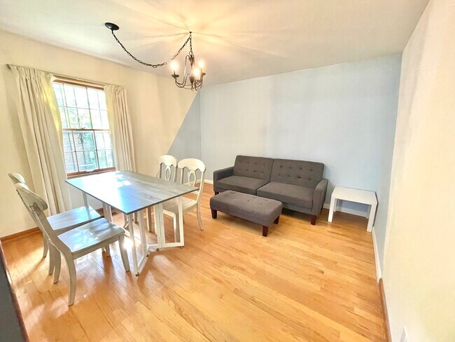 Foto del edificio - 4006 S Crestview Dr NW