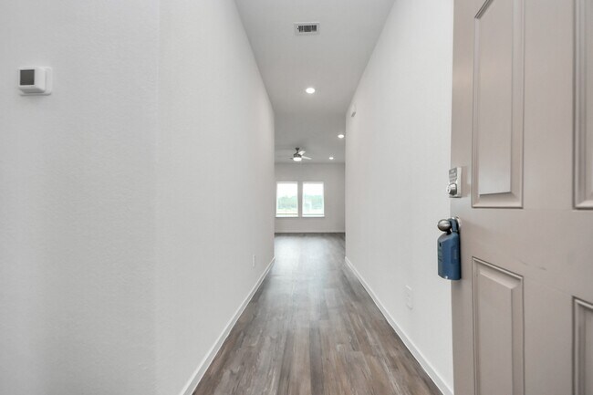 Foto del edificio - 18683 Bernoulli Dr