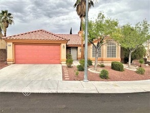 Building Photo - 4536 Mancilla St