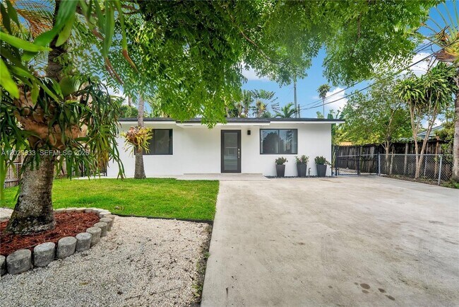 Foto del edificio - 6566 SW 35th St