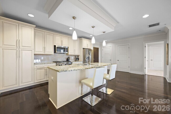 Foto del edificio - 222 S Caldwell St