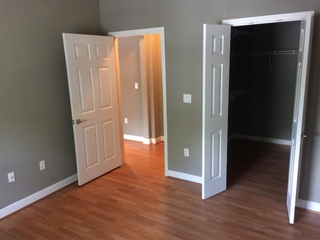 Building Photo - 2766 Mcknight Crossing Ct