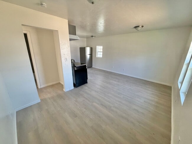 Foto del edificio - 2 bed newly renovated!