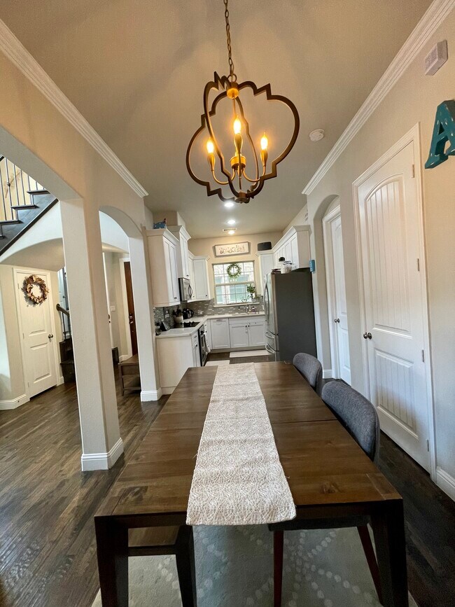 Dinning room - 845 Dartford Dr