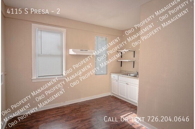 Building Photo - 4115 S Presa St