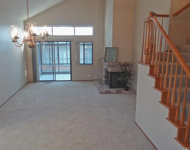 Building Photo - 249 S Temelec Cir
