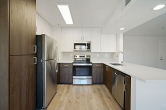 Building Photo - Irongate