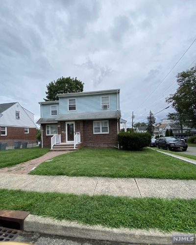 Building Photo - 153 Maplewood Ave