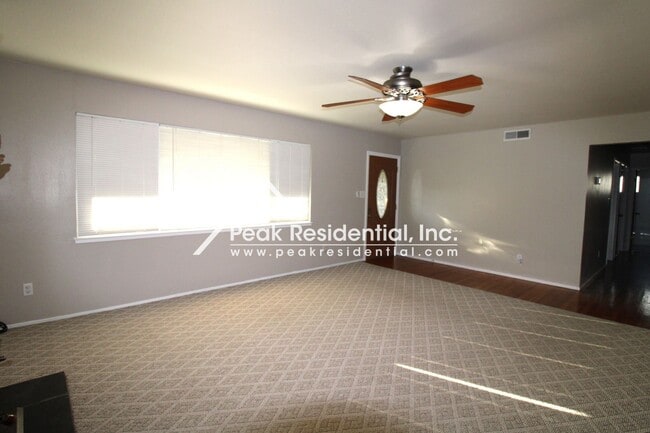 Building Photo - 3 br, 2 bath House - 3434 Rosemont Dr