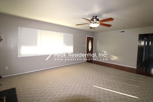 Foto del edificio - 3 br, 2 bath House - 3434 Rosemont Dr