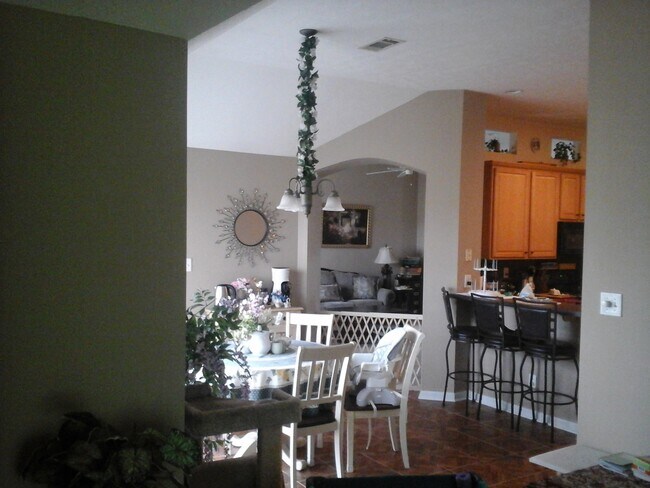 Building Photo - 106 Grasmere Ct