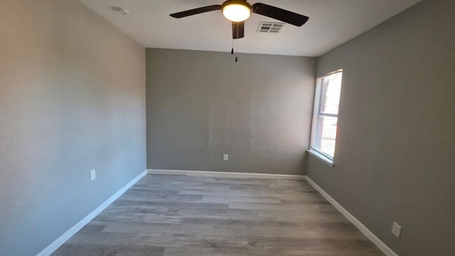 Photo - 1536 SW 38th St House