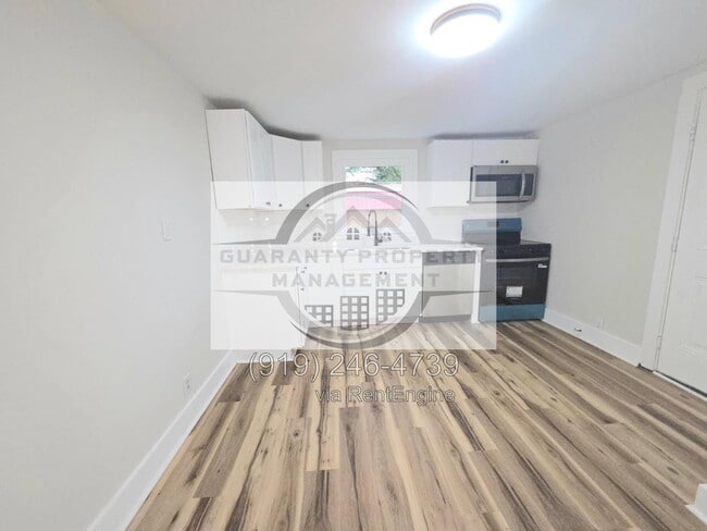 Foto del edificio - 404 E Elizabeth St