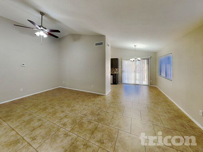 Foto del edificio - 6323 W Williams St