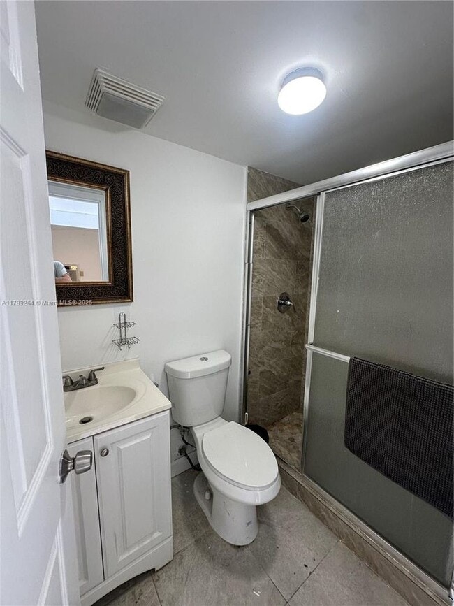 Foto del edificio - 2430 NW 26th St