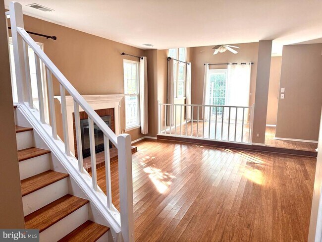 Foto del edificio - 3414 Doe Run Ct