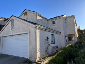 Building Photo - 138 Seal Ct