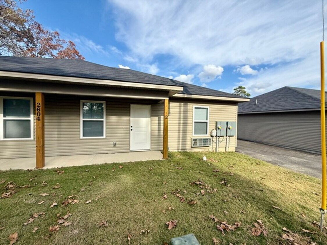 Foto principal - 2604 Hurricane Lake Rd