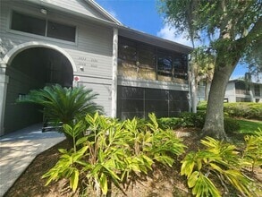 Building Photo - 2608 Oak Park Way