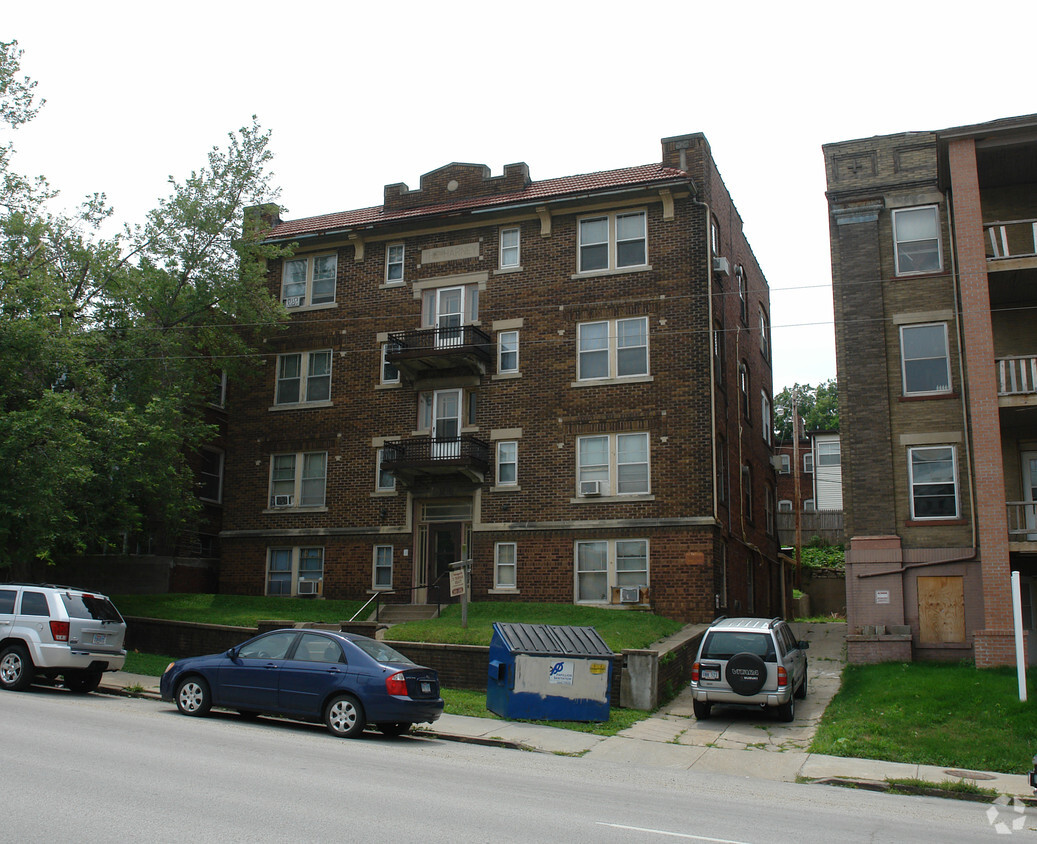 Primary Photo - The Lofts on Harney