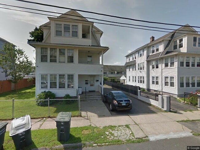 2 BEDROOM APARTMENT - 43 Tremont Ave