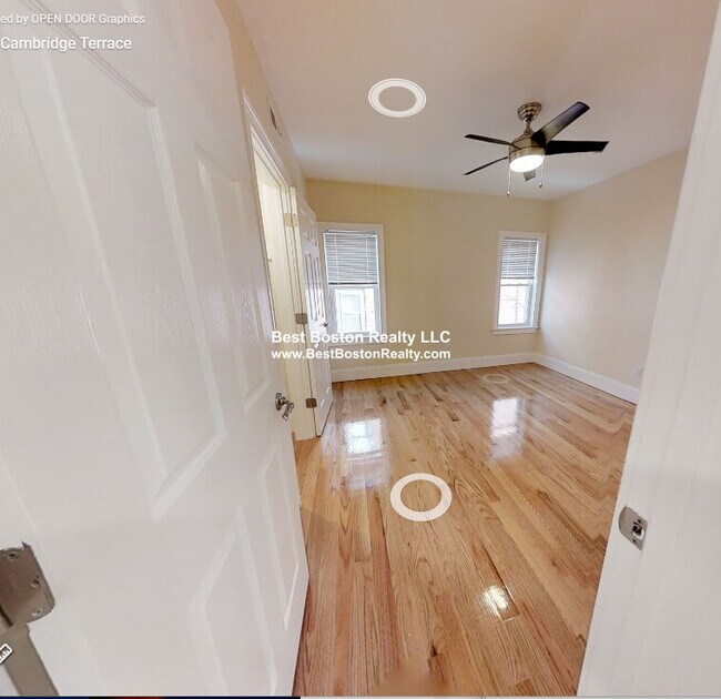 Building Photo - 30 Cambridge Terrace