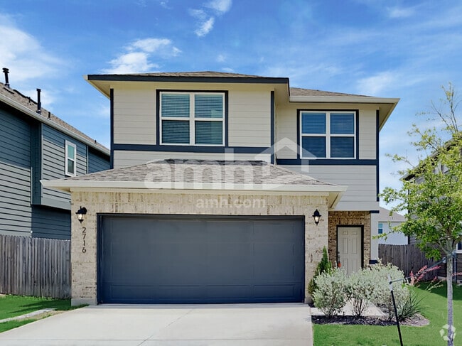 Building Photo - 2716 Geronimo Creek