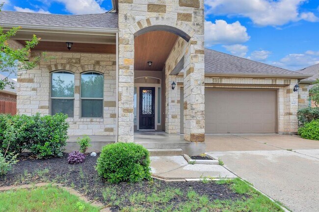 Building Photo - 16421 Pallazo Dr