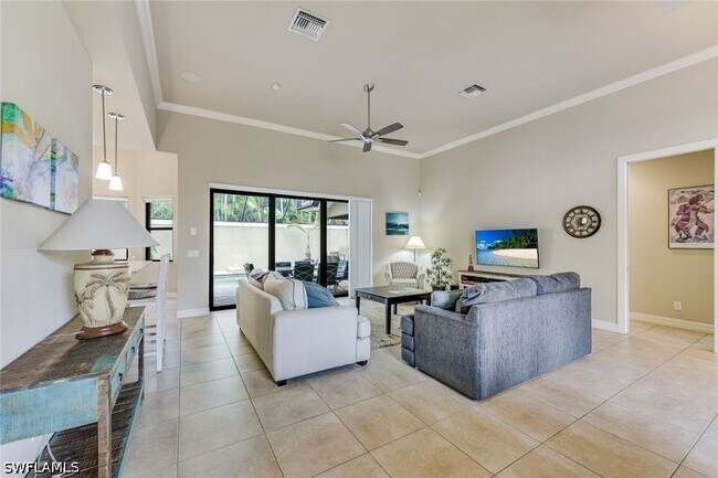 Foto del edificio - 1221 Briarwood Ct