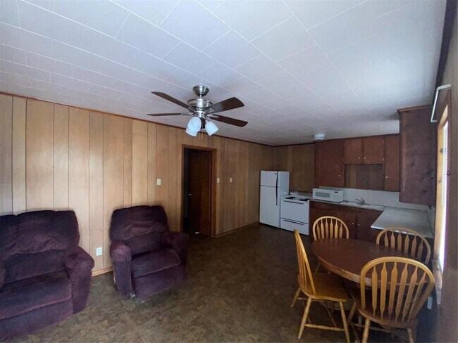 Building Photo - 2809 Sam Houston Ave