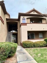 Building Photo - 231 Horizon Peak Dr