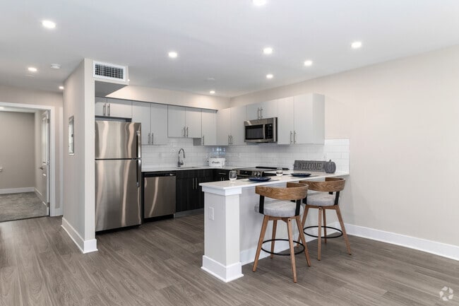 Interior Photo - Plymouth Flats