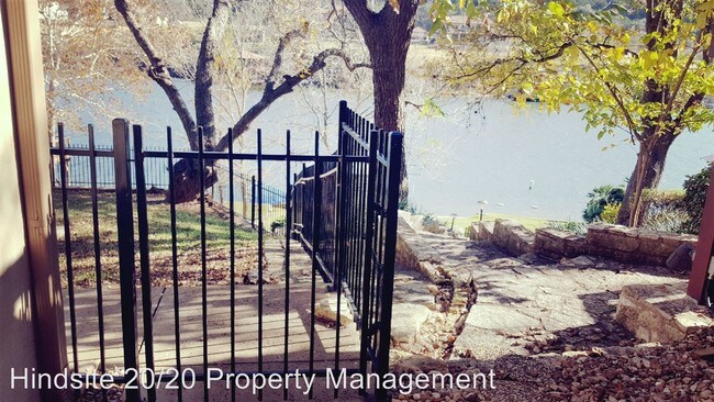 Building Photo - 2103 Big Horn Dr