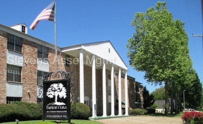 Building Photo - *REDUCED *ADORABLE 1/1 CONDO FAIRFIELD OAKS*