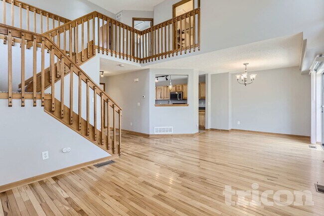 Foto del edificio - 8852 Clover Meadow Ln