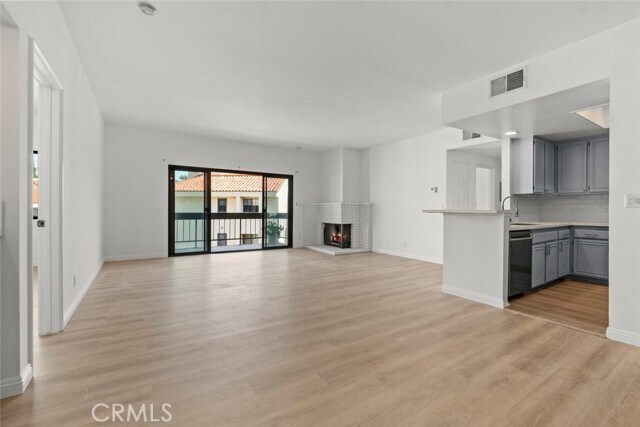 Foto del edificio - 8180 Manitoba St