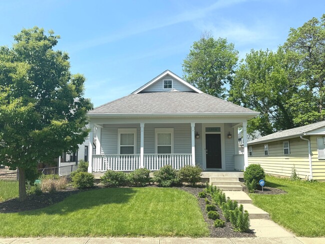 Building Photo - 1806 Yandes St