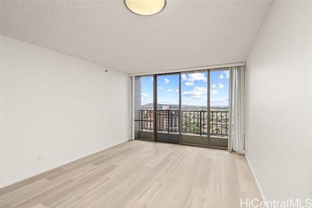 Building Photo - 98-402-402 Koauka Loop