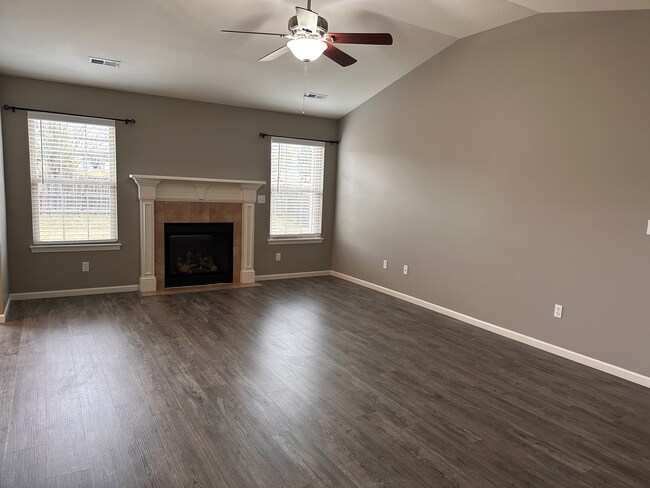 Sala de estar - 5110 Aspen Ridge Dr