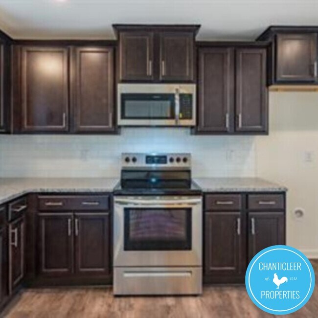 Foto del edificio - 1216 Haybrook Ln