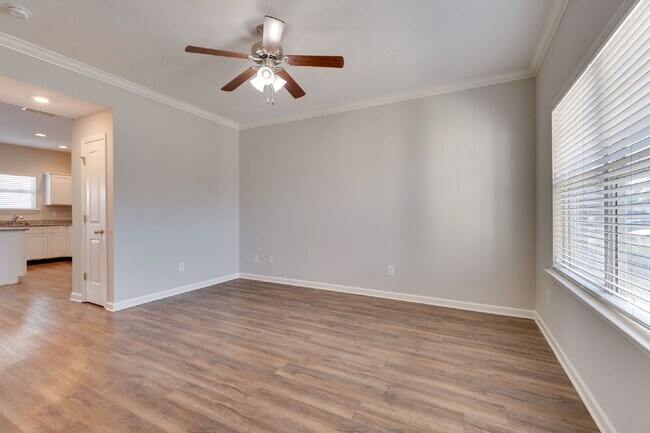 Building Photo - "Charming 2-Bedroom Townhouse Retreat on Staten Drive – Spacious 1,285 Sq. Ft. with 2 Full Baths ...