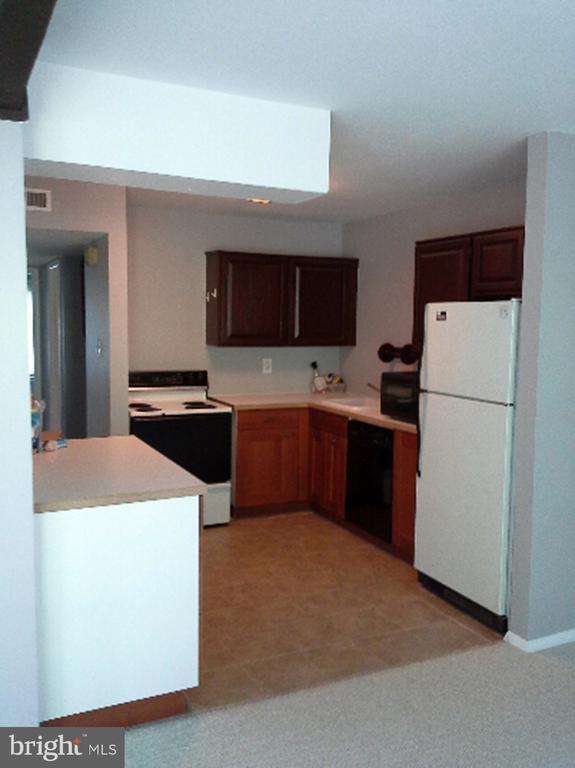 Foto del edificio - 9124 Centerway Rd