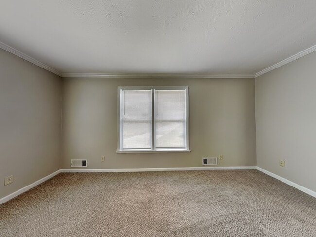 Foto del edificio - 308 Rebecca Ct