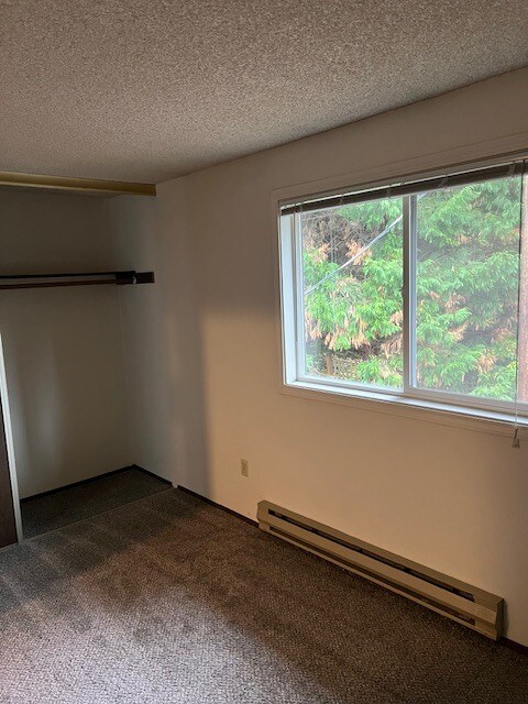 Building Photo - CedarCrest Apart - 2