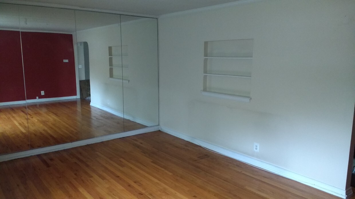 Foto principal - 20-44 23rd St