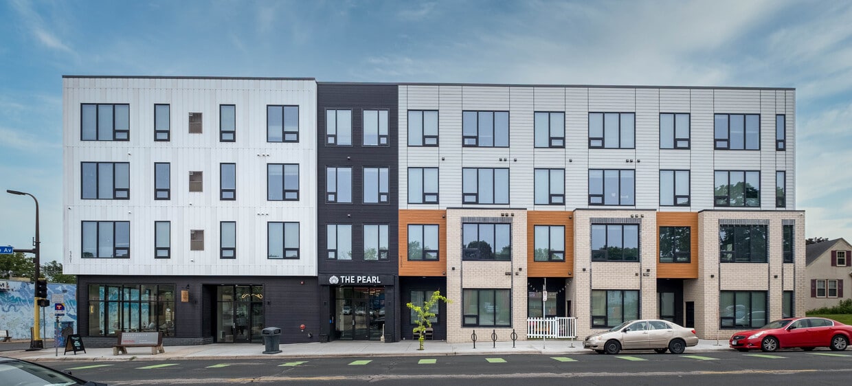 Primary Photo - The Pearl Apartments